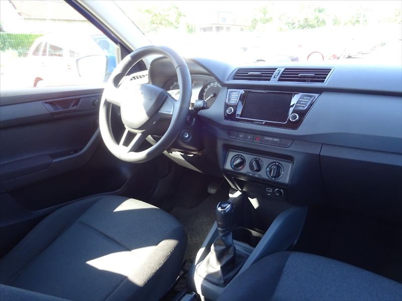Škoda Fabia 1,0 TSI - fotka 16 z 28