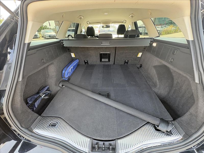 Ford Mondeo 2,0 TDCi110kW,Led,ACC,Nav,Výhř - fotka 34 z 41