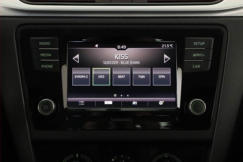 Škoda Rapid (2019) Ambition 1.0 TSI - fotka 13 z 16