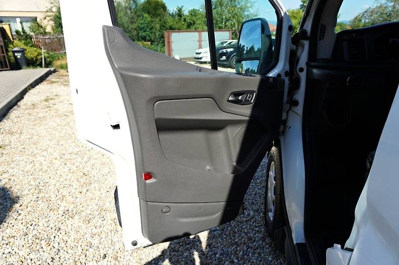 Ford Transit (2021) TREND 2,0 TDCI 96 kW - fotka 25 z 51
