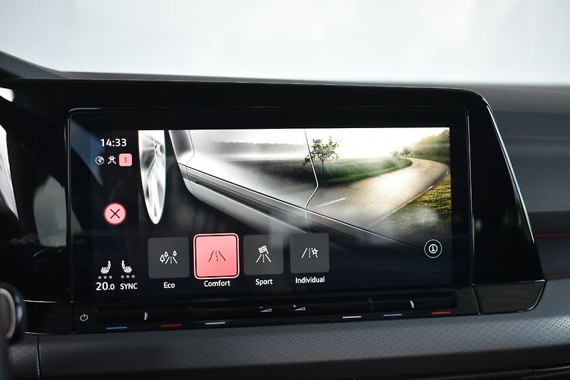 Volkswagen Golf Variant (2022) 1.5TSI 110kW Webasto,Matrix - fotka 23 z 27