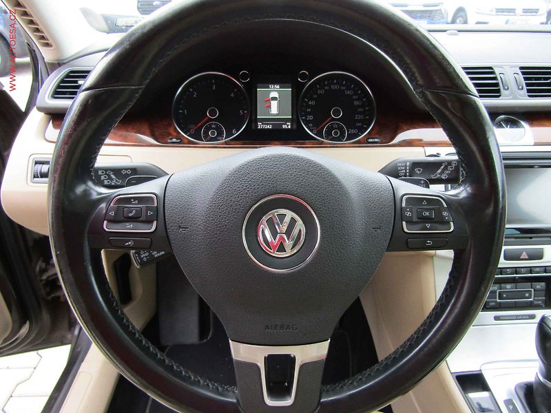Volkswagen Passat (2011) 2.0TDi 4x4, DSG, navi, bixen - fotka 15 z 16
