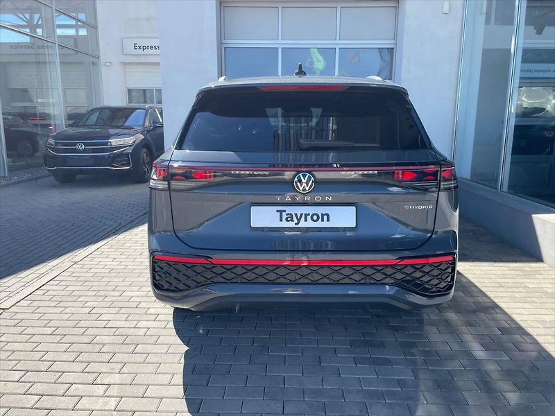 Volkswagen Tayron (2025) 1,5 TSI 150kW eHybrid  R-Line - fotka 6 z 18