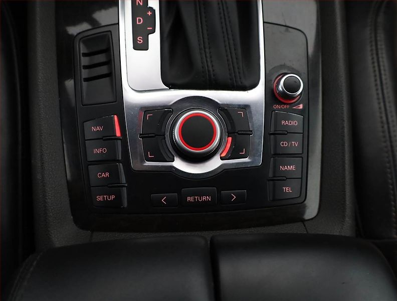 Audi Q7 (2006) 4.2 FSI , LPG, 4X4, Automat - fotka 11 z 18