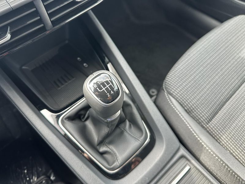 Škoda Octavia SELECTION + dovýbava *318 - fotka 12 z 13