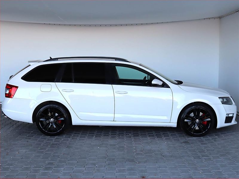 Škoda Octavia (2013) RS 2.0 TDI, Serv.kniha, Navi - fotka 6 z 19