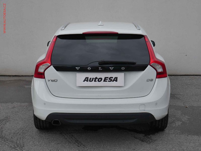 Volvo V60 (2013) 2.0D, ČR, AT - fotka 5 z 17