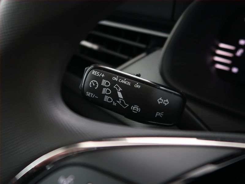 Škoda Kamiq (2024) Ambition 1.0 TSI, Serv.kniha - fotka 16 z 24