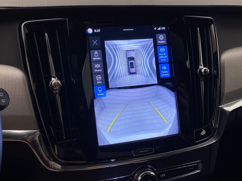 Volvo V90 T8 AWD RECHARGE DARK ULTRA - fotka 62 z 65