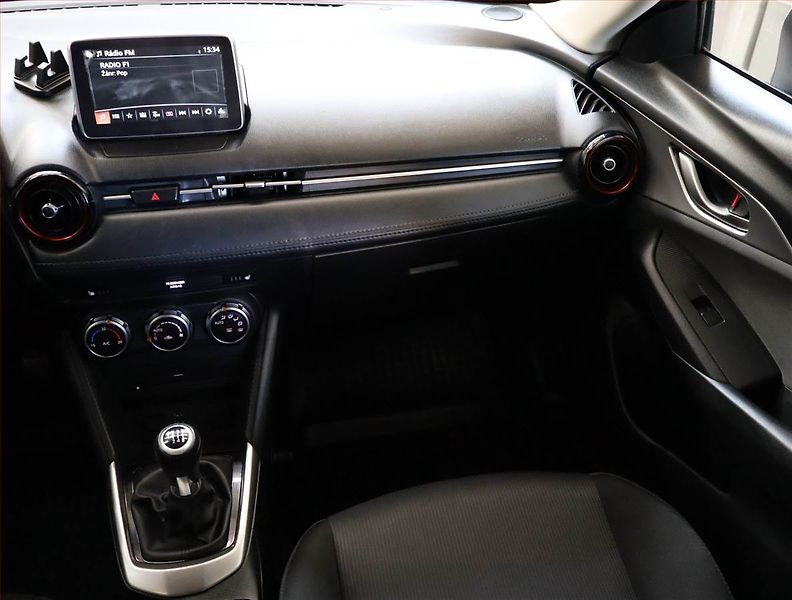 Mazda CX-3 (2016) 2.0 Skyactiv-G, Xenony - fotka 8 z 19
