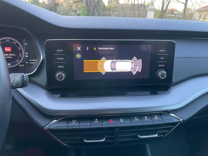 Škoda Octavia (2021) 2.0TDi 1.MAJ. ČR DPH SERVISKA - fotka 11 z 20
