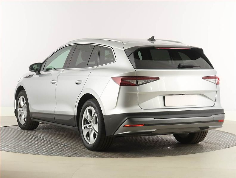 Škoda Enyaq (2022) iV 80 (82 kWh), SoH 94% - fotka 4 z 33