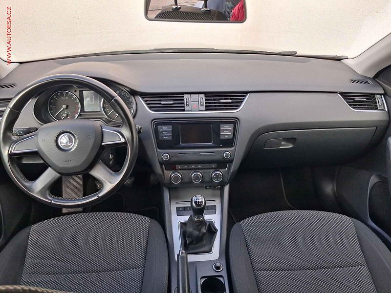 Škoda Octavia (2014) 2.0 TDi, Ambition, TZ - fotka 8 z 14