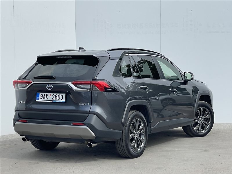 Toyota RAV4 2,5 Hybrid 4WD Comfort Style - fotka 3 z 22