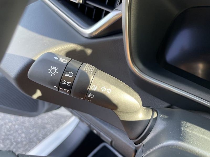 Toyota Corolla SD 1.8 Hybrid ODBĚR 7/2026 - fotka 23 z 26