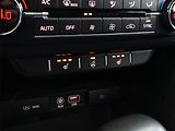 Kia Ceed (2019) Gold 1.4 T-GDI, Automat - náhled 17