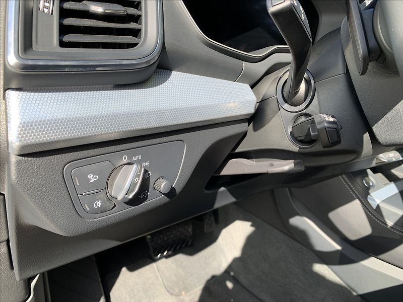 Audi Q5 2,0 TSI QUATTRO SLINE ČR,SERVI - fotka 24 z 29