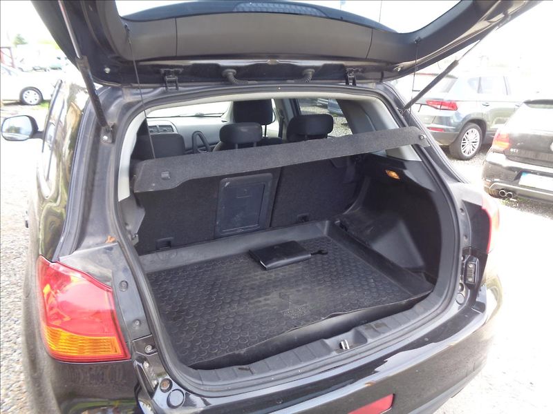 Mitsubishi ASX 1,6 - fotka 9 z 15