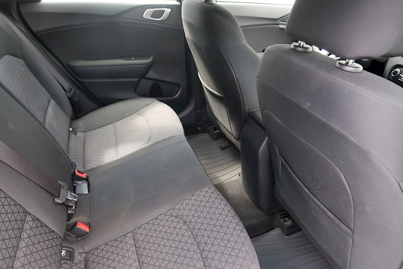 Kia Ceed (2022) Sportswagon 1,0 T-GDI/88 kW - fotka 14 z 30