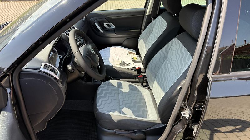 Škoda Fabia (2010) 1.4 16V*63kW*STYLE-EDITION*TOP - fotka 13 z 25