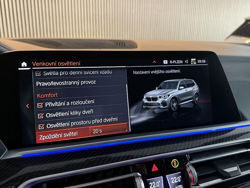 BMW X5 40d Individual Carbon Tažné CZ - fotka 30 z 41