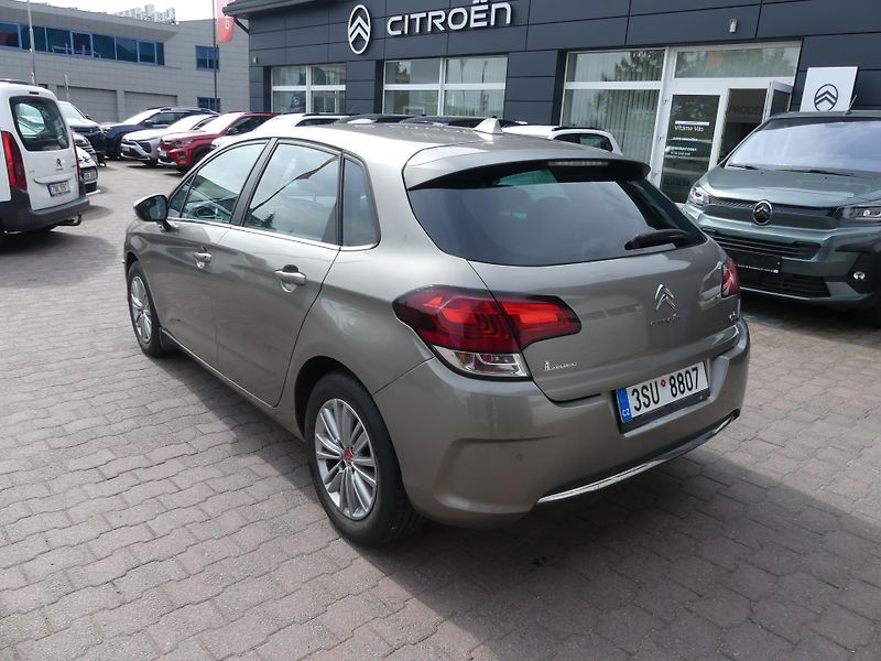 Citroën C4 (2016) 1,2 PureTech 110 MAN5 - fotka 6 z 18
