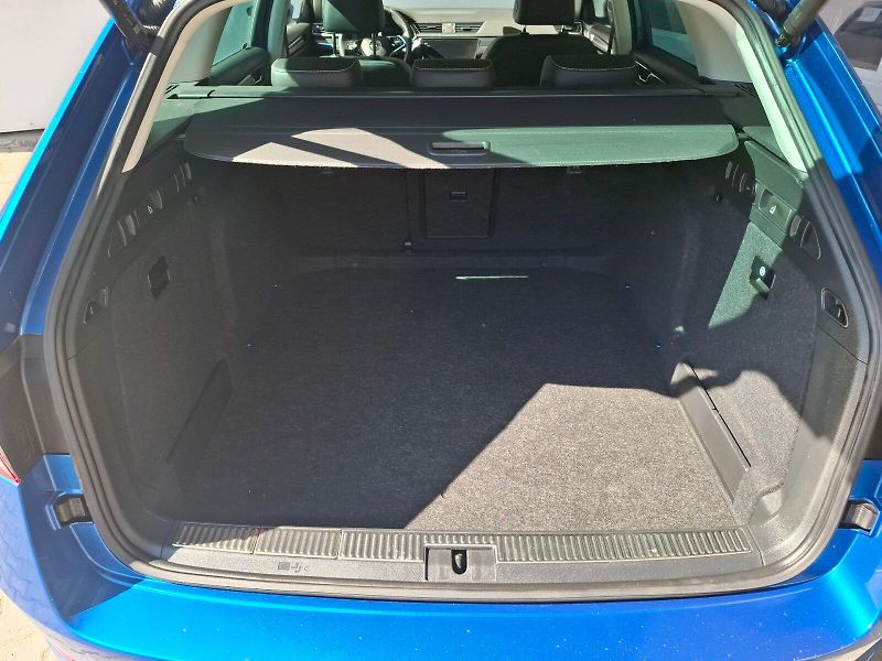 Škoda Superb (2024) COMBI STYLE PLUS TD 110/2.0 7D - fotka 26 z 33
