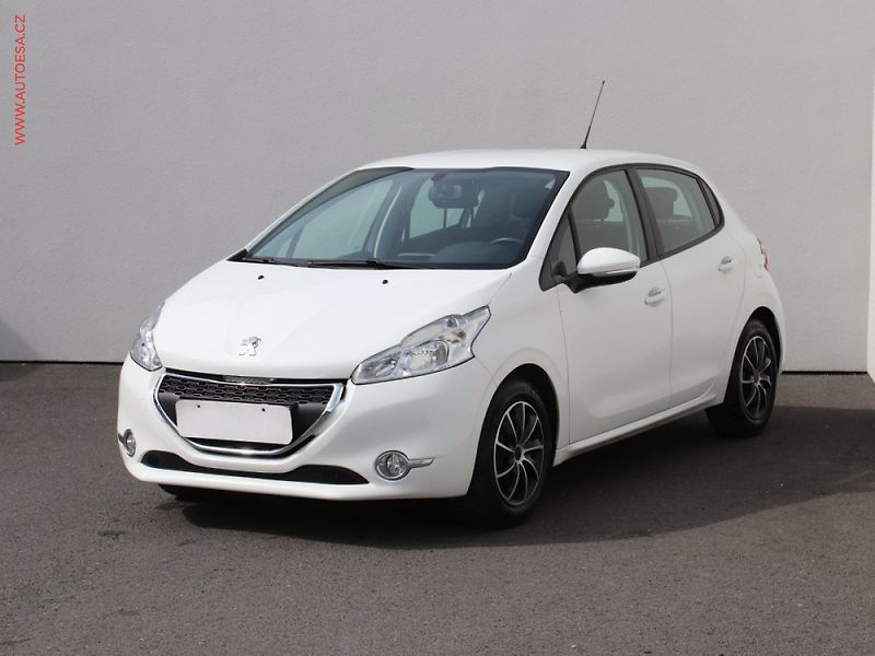 Peugeot 208 (2012) 1.2 i, 1.maj,ČR, Active - fotka 3 z 3