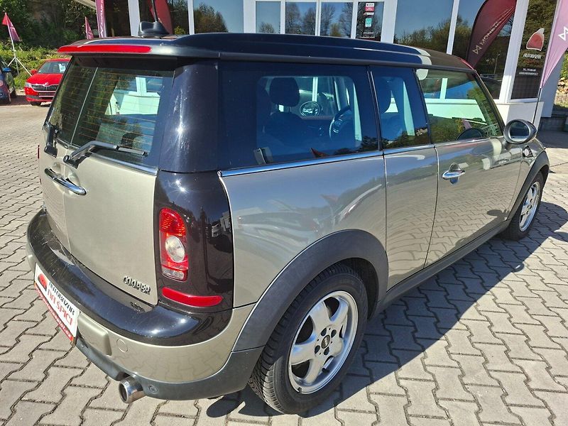 Mini Clubman (2009) 1.6i 88kW -VYHŘ.SED.-P.SENSORY - fotka 8 z 32