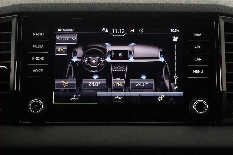 Škoda Karoq (2023) 2.0 TDI - fotka 14 z 21