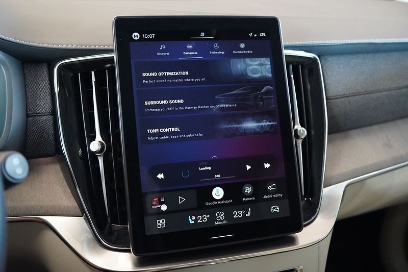 Volvo XC90 B5 PLUS Bright Vzduch, 360° - fotka 29 z 50