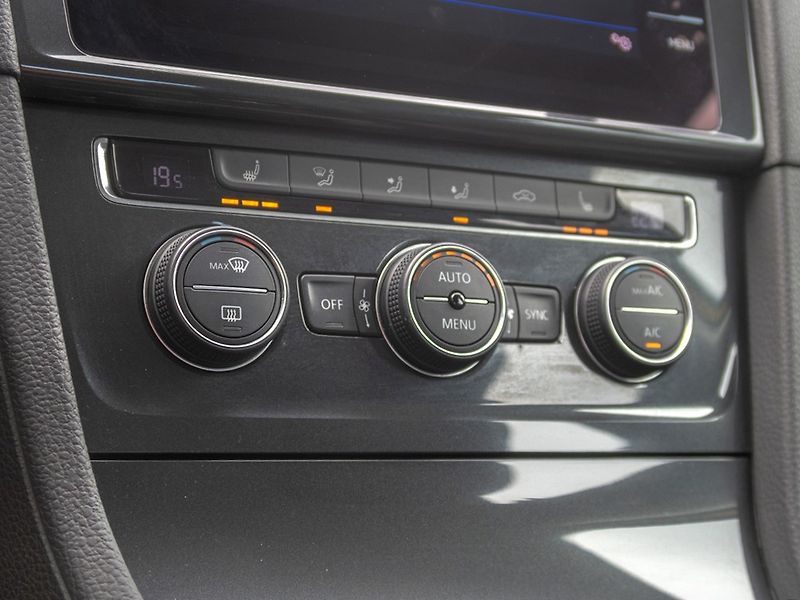 Volkswagen Golf (2018) ČR 1.0TSI 81KW – BARVA - fotka 26 z 52