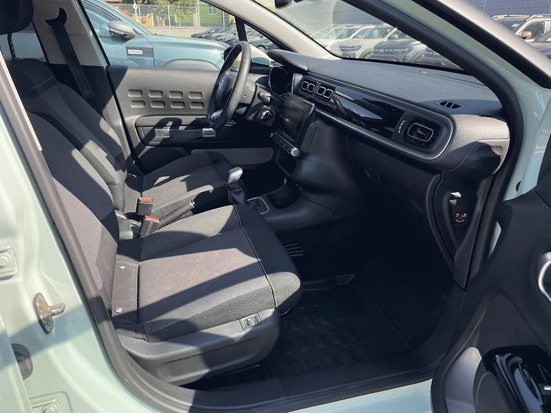 Citroën C3 (2017) 1.2 PureTech,Feel,60kW,1.Maj,Č - fotka 30 z 35