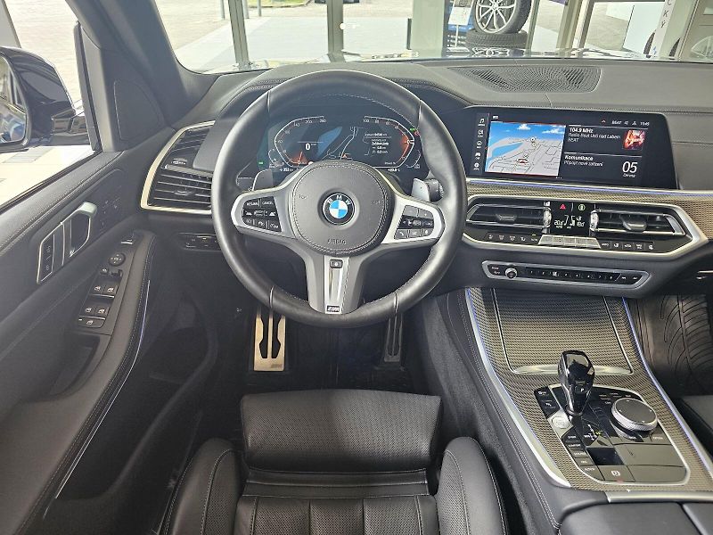 BMW X5 xDrive30d M sportovní paket - fotka 19 z 30