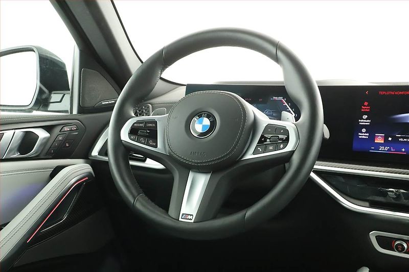 BMW X6 (2025) xDrive30d - fotka 8 z 20