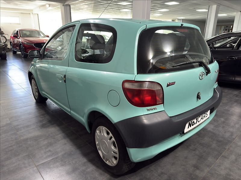 Toyota Yaris 1,0   VVT-i SLUŠNÝ STAV STK - fotka 4 z 12