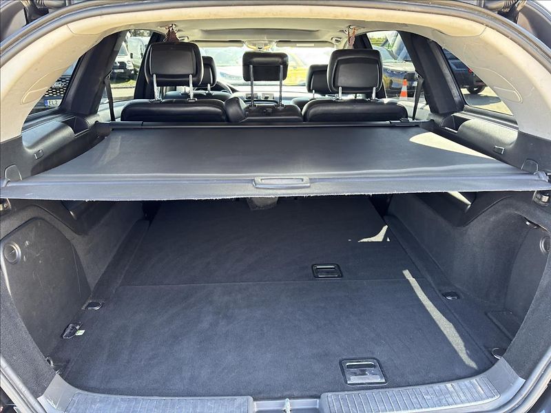 Mercedes-Benz Třídy R 3,0 CDI R 320 4-Matic - fotka 11 z 39