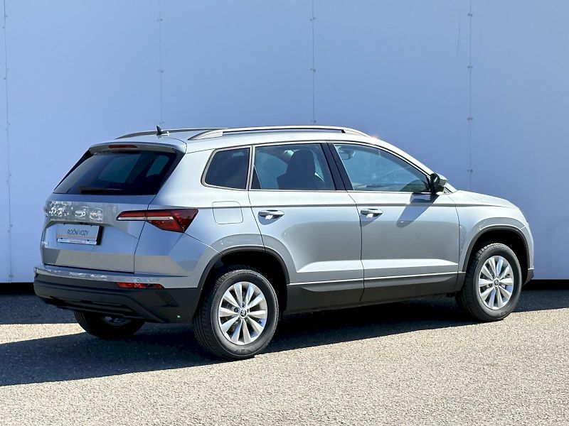 Škoda Karoq (2026) DSG 1.5 TSI / 110kW / SELECTIO - fotka 2 z 29