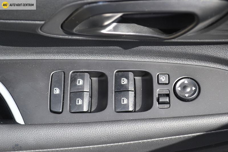 Hyundai Bayon FL 26 1,0 T-GDI MT GO PLUS - fotka 33 z 41