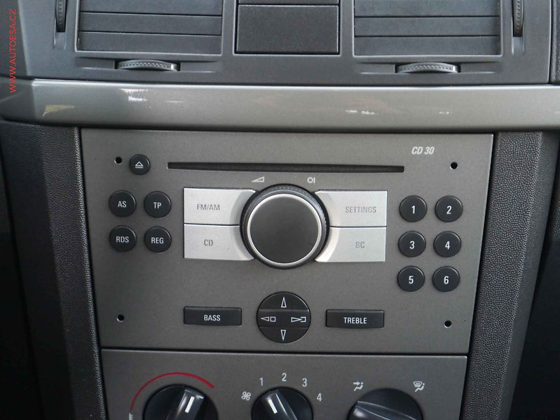Opel Meriva (2010) 1.4 i, 1.maj, Klima - fotka 11 z 15