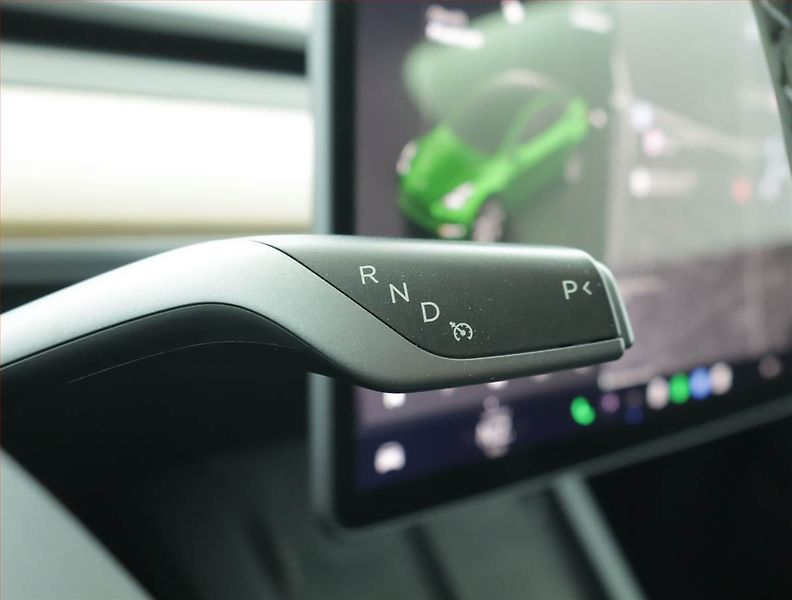 Tesla Model Y (2022) Long Range AWD 79kWh, SoH 93% - fotka 13 z 21