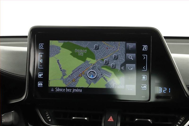 Toyota C-HR (2018) 1.8 Hybrid - fotka 13 z 15