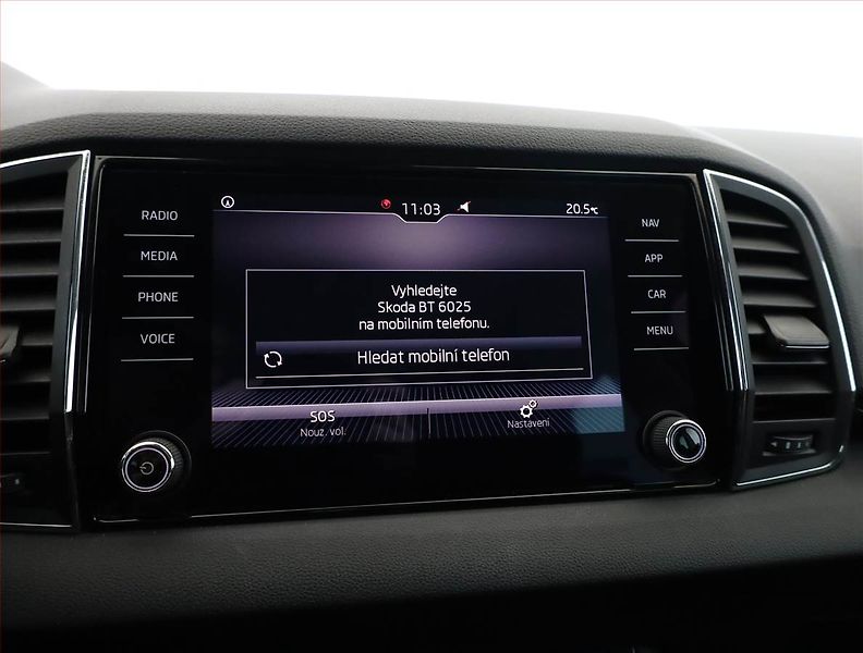 Škoda Karoq (2017) Style Plus 2.0 TDI, 4X4 - fotka 13 z 20