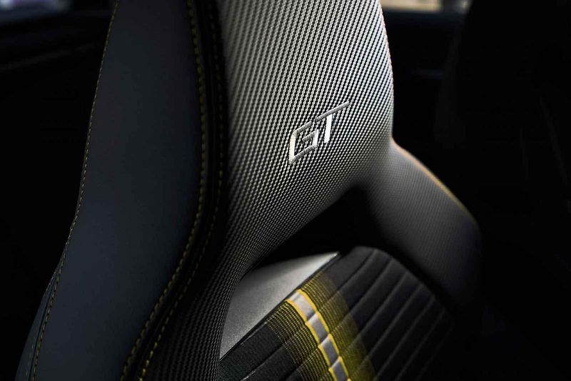 Škoda Kamiq GT je delší a má dynamičtější tvar.