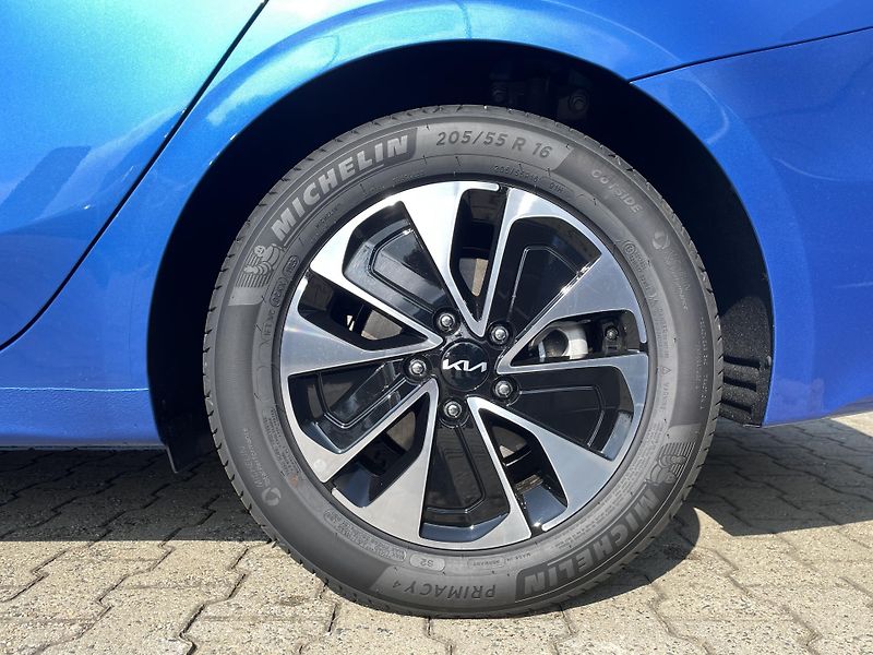 Kia Ceed SW (2025)  7DCT SPIN 