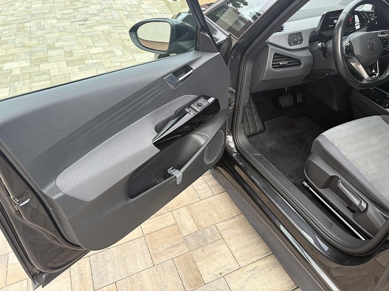 Volkswagen ID.3 (2020) PRO 62kwh, 150kw - fotka 8 z 13