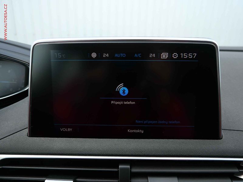 Peugeot 5008 (2018) 2.0HDi, AT, LED, kamera - fotka 23 z 28
