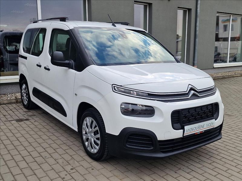 Citroën Berlingo 1.2i 81kW S&S Live Multispace - fotka 3 z 48