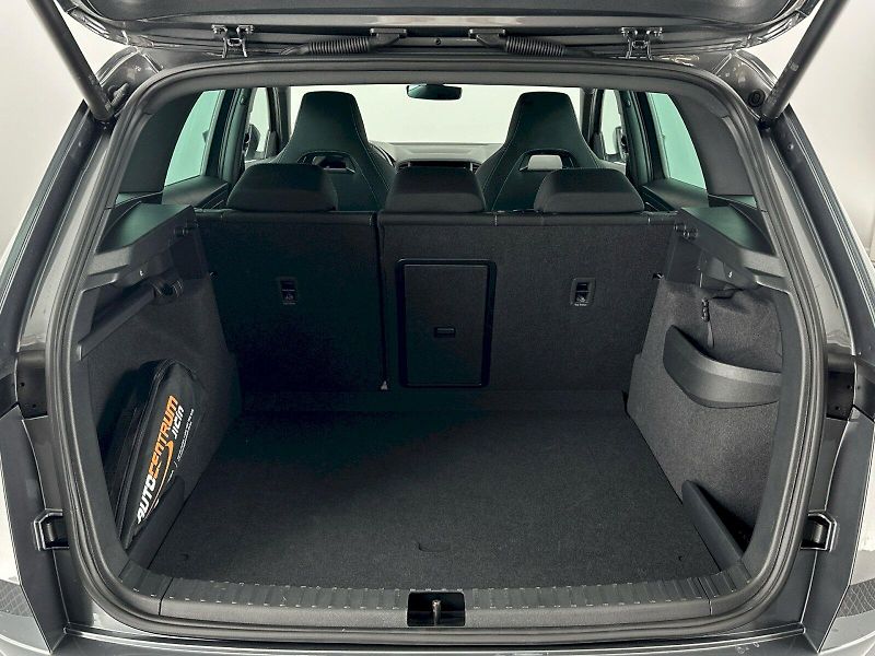 Škoda Karoq (2025) DSG 2.0TDI 110kW 4x4 SportLine - fotka 31 z 35
