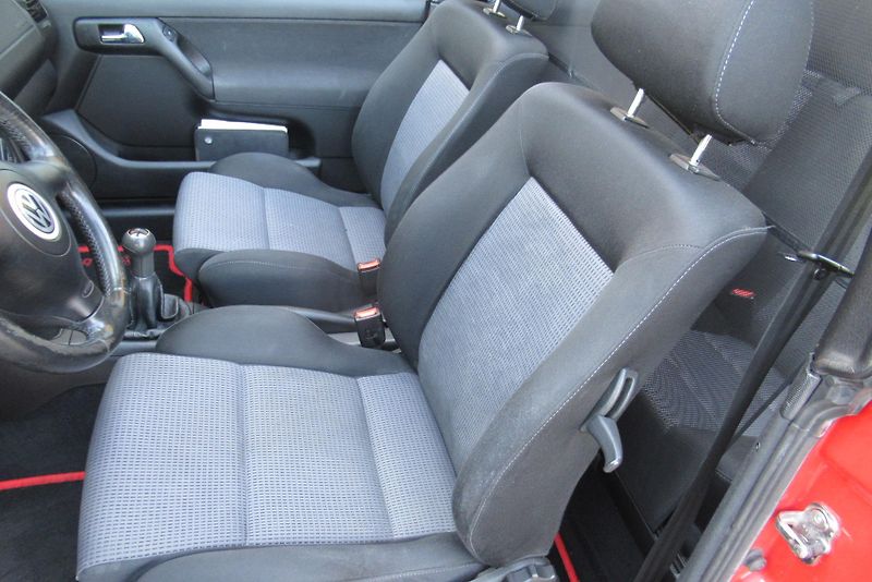 Volkswagen Golf 3,5 1.9 TDi KLIMA EL.STŘECHA - fotka 12 z 15